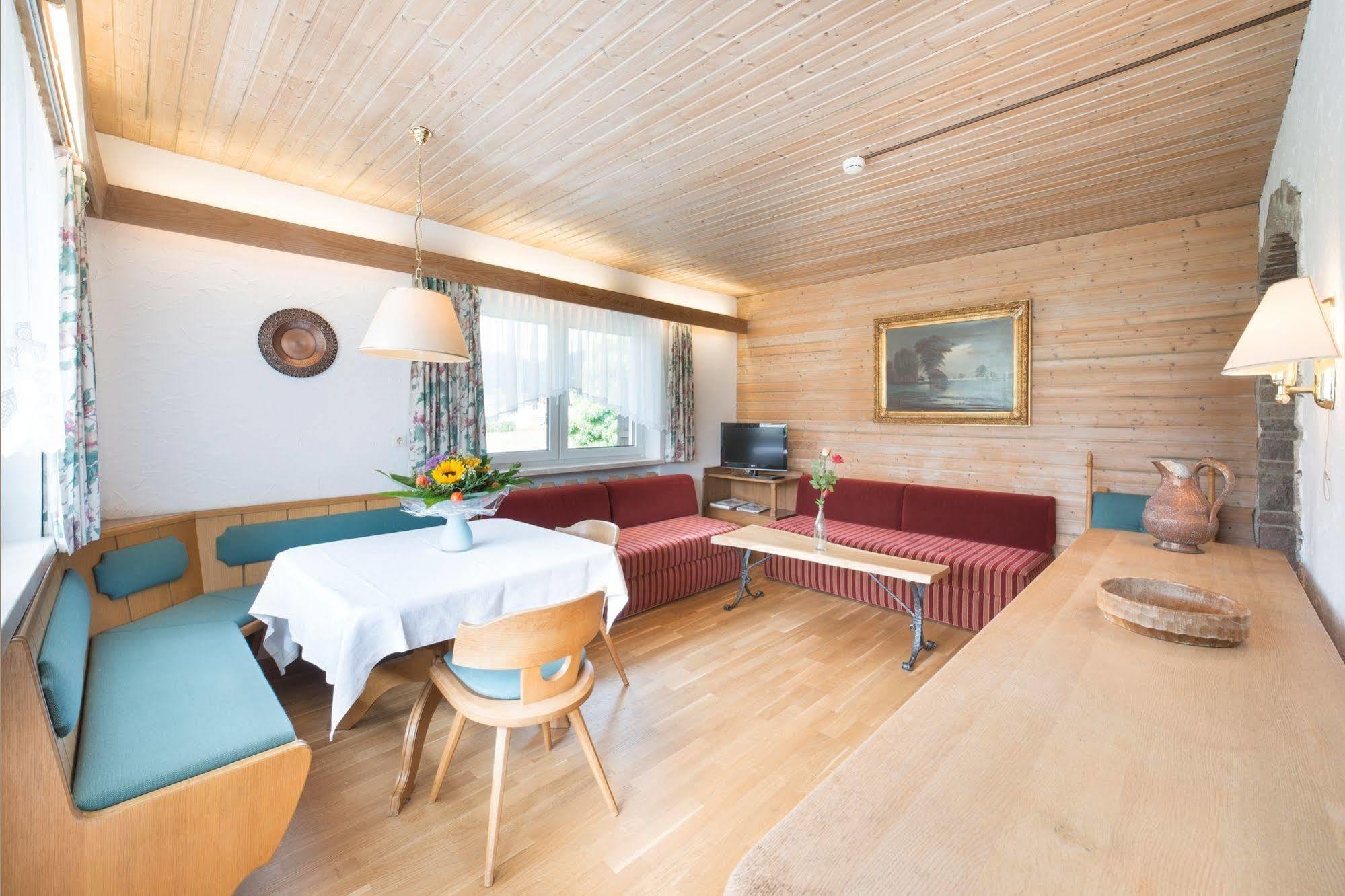 Tirolerhaus Apartamento Walchsee Exterior foto